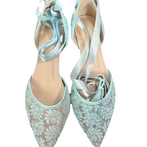 TWILA-LACE
Crochet Lace Pointy Toe with Ankle Tie or Ballerina size 8 - Picture 5 of 12